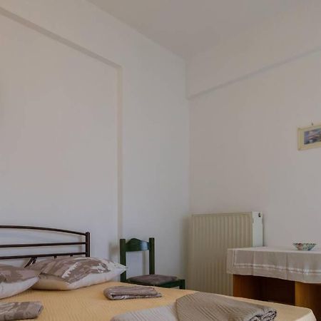 Ρήγας: Όμορφα Στο Μεσολόγγι, Διαμέρισμα Β2 Bagian luar foto